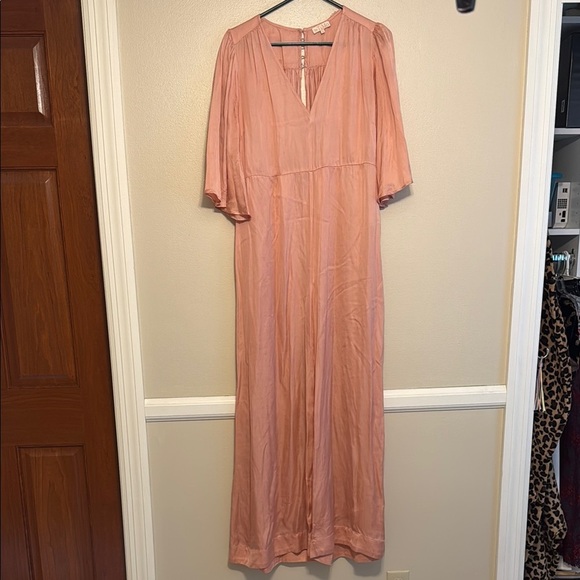 TiMo Pants - Pink Maxi Jumpsuit with V-Neck and Bishop Sleeves